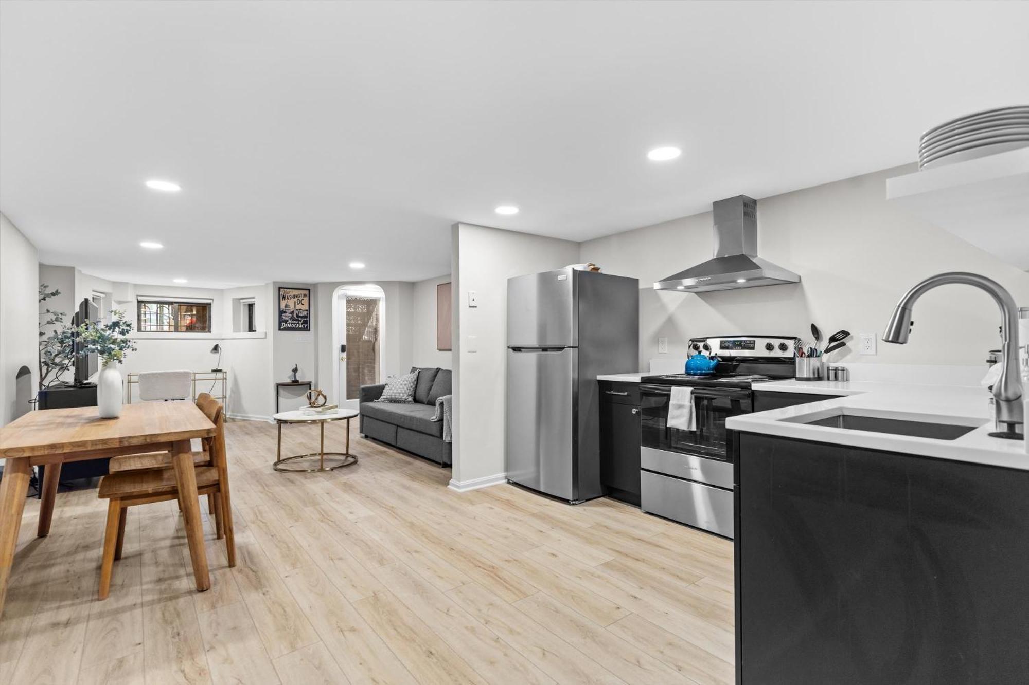 Spacious Nw Apt Steps To 14Th Street Corridor Ουάσινγκτον Εξωτερικό φωτογραφία